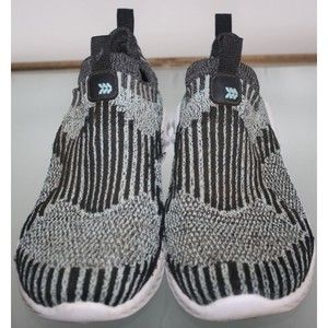 Ortholite Girl's Sneakers Sz 4 Green & Black Athletic Shoes Comfy GUC